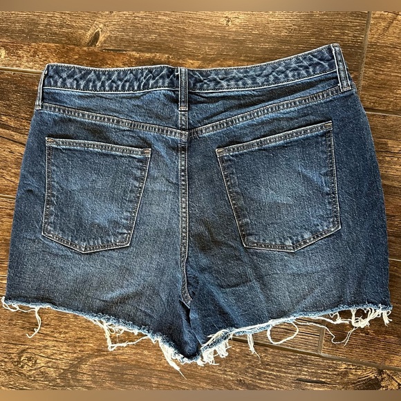 Universal Thread Dark Blue Jean Shorts - Picture 4 of 6